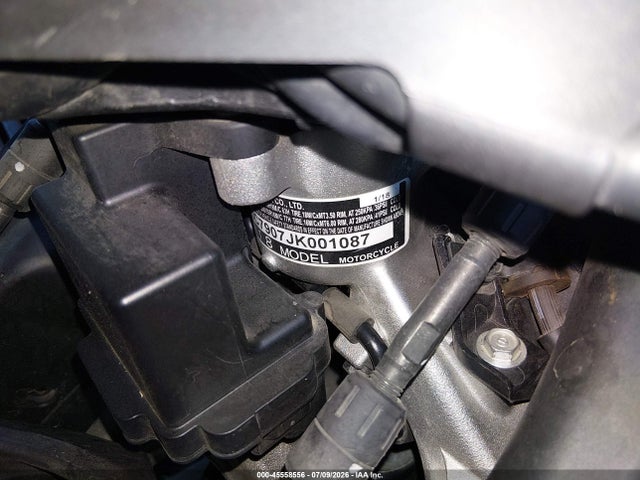 JH2SC7907JK001087 Honda GL1800