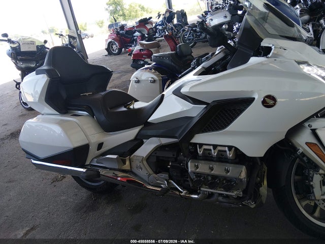JH2SC7907JK001087 Honda GL1800