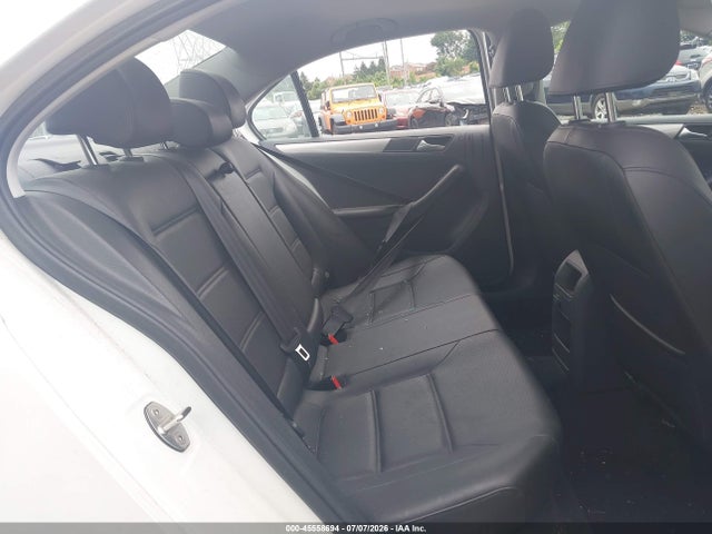 3VWDB7AJ2HM363353 Volkswagen Jetta 1.4t Se