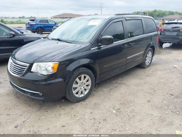 2015 Chrysler Town & Country Touring მანქანა იყიდება აუქციონზე, vin: 2C4RC1BG7FR573216, აუქციონის ნომერი: 45558759