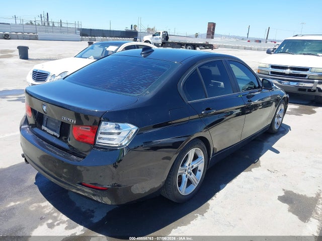 BMW 320i 2014 WBA3B1C57EP679412 Image 4