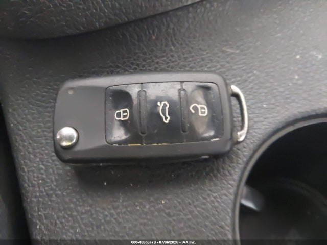 Продаж на аукціоні авто 2016 Volkswagen Jetta 1.8t Sport, vin: 3VWD17AJ2GM414125, номер лоту: 45558770