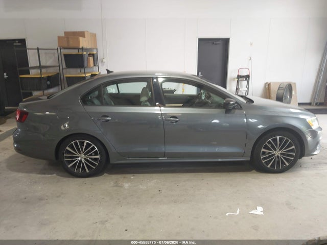 Продаж на аукціоні авто 2016 Volkswagen Jetta 1.8t Sport, vin: 3VWD17AJ2GM414125, номер лоту: 45558770