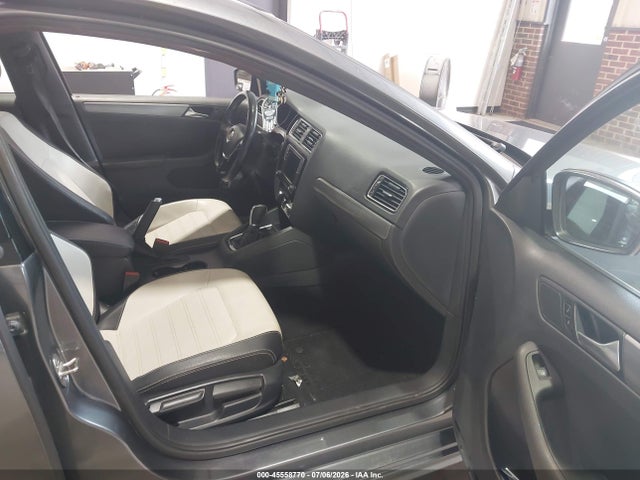 Продаж на аукціоні авто 2016 Volkswagen Jetta 1.8t Sport, vin: 3VWD17AJ2GM414125, номер лоту: 45558770