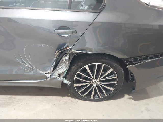 Продаж на аукціоні авто 2016 Volkswagen Jetta 1.8t Sport, vin: 3VWD17AJ2GM414125, номер лоту: 45558770