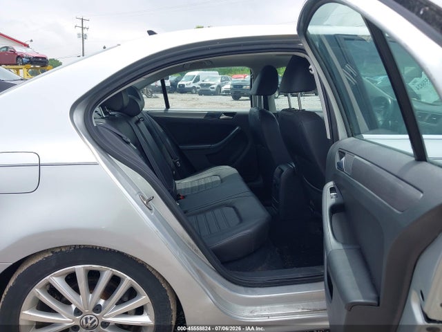 45558824 :رقم المزاد ، 3VWLP7AJ9DM276993 vin ، 2013 Volkswagen Jetta 2.5l Sel مزاد بيع