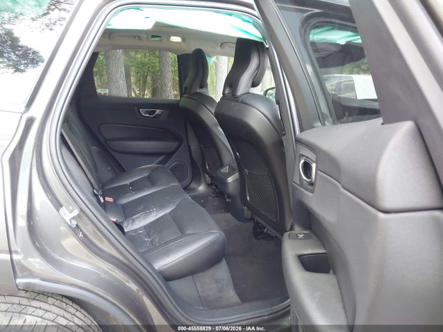 Aukcja sprzedaży 2019 Volvo Xc60 T5 Momentum, vin: LYV102RK2KB215566, numer aukcji: 45558829