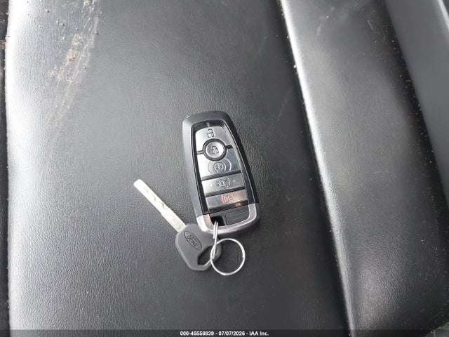 1FM5K8D81JGB83802 Ford EXPLORER XLT