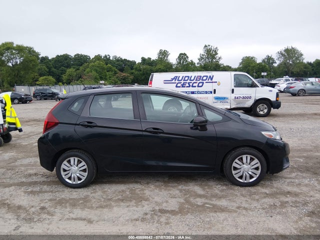 2015 Honda Fit Lx მანქანა იყიდება აუქციონზე, vin: 3HGGK5H58FM775191, აუქციონის ნომერი: 45558842