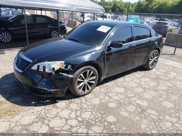 45558893 :رقم المزاد ، 1C3CCBBG6DN723522 vin ، 2013 Chrysler 200 Touring مزاد بيع