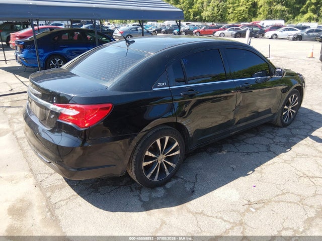 45558893 :رقم المزاد ، 1C3CCBBG6DN723522 vin ، 2013 Chrysler 200 Touring مزاد بيع