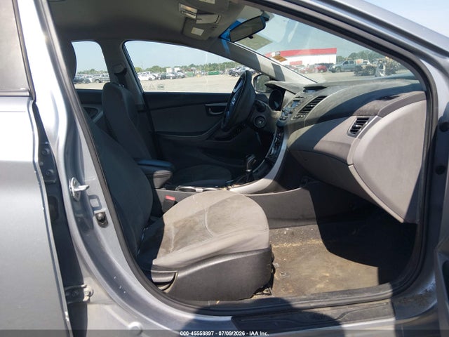 2015 Hyundai Elantra Se მანქანა იყიდება აუქციონზე, vin: 5NPDH4AE3FH563471, აუქციონის ნომერი: 45558897