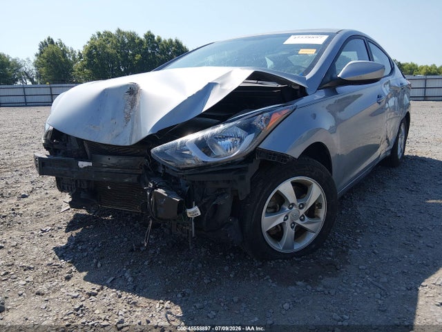2015 Hyundai Elantra Se მანქანა იყიდება აუქციონზე, vin: 5NPDH4AE3FH563471, აუქციონის ნომერი: 45558897