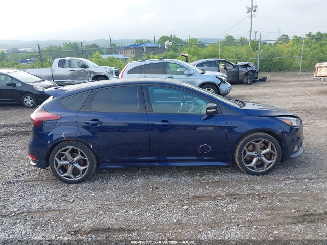 Auction sale of the 2016 Ford Focus St, vin: 1FADP3L98GL375710, lot number: 45558900