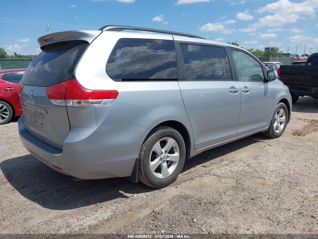 5TDKK3DC9ES512742 Toyota Sienna Le V6 8 Passenger