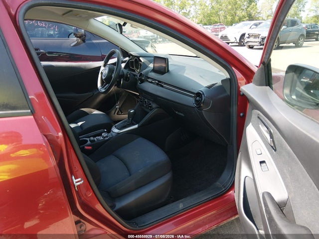 2020 Toyota Yaris L მანქანა იყიდება აუქციონზე, vin: 3MYDLBYV9LY715942, აუქციონის ნომერი: 45558929