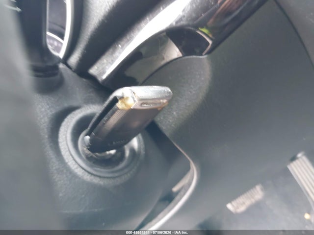 5XYKT3A6XFG578503 KIA SORENTO LX