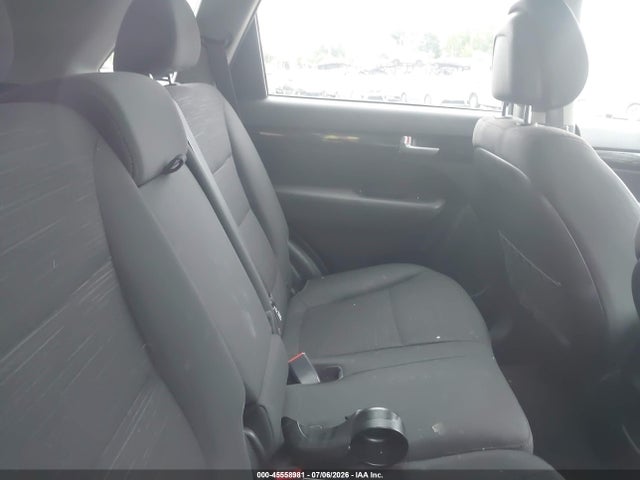 5XYKT3A6XFG578503 KIA SORENTO LX