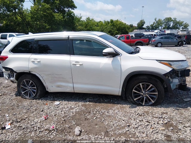 Toyota Highlander Xle 2018 5TDJZRFH6JS538289 Image 14