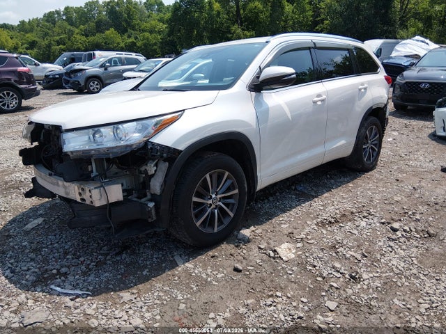 Toyota Highlander Xle 2018 5TDJZRFH6JS538289 Image 2