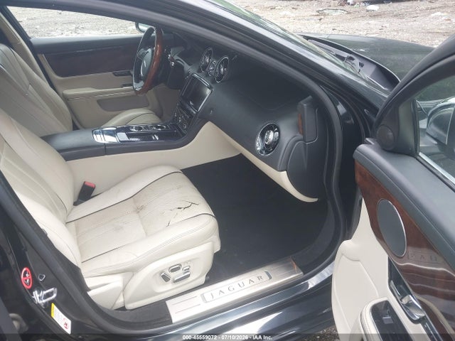 45559072 :رقم المزاد ، SAJWA2GB8CLV28884 vin ، 2012 Jaguar Xj Xjl Portfolio مزاد بيع