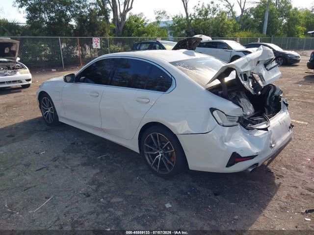 45559133 :رقم المزاد ، WBA5P7C09MFL25378 vin ، 2021 Bmw 330e مزاد بيع