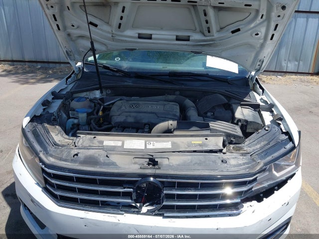 1VWAT7A36HC064676 Volkswagen Passat 1.8t S