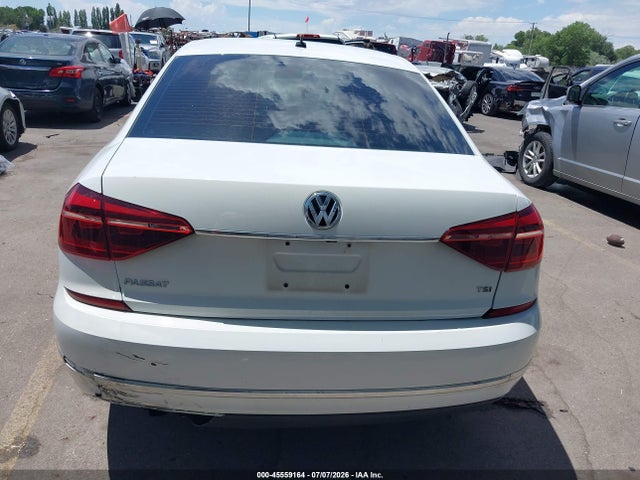 1VWAT7A36HC064676 Volkswagen Passat 1.8t S