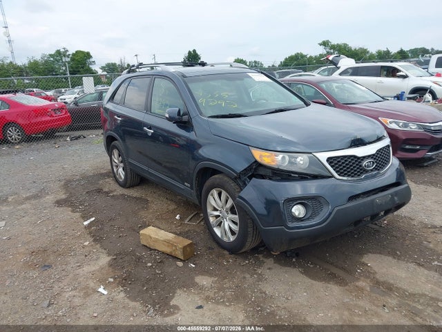 2011 Kia Sorento Ex V6 მანქანა იყიდება აუქციონზე, vin: 5XYKUDA22BG063313, აუქციონის ნომერი: 45559292