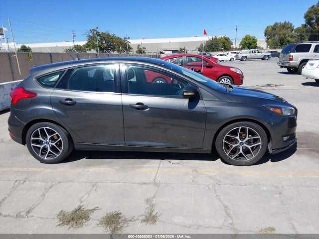 Ford FOCUS SEL 2018 1FADP3M21JL230985 Image 13
