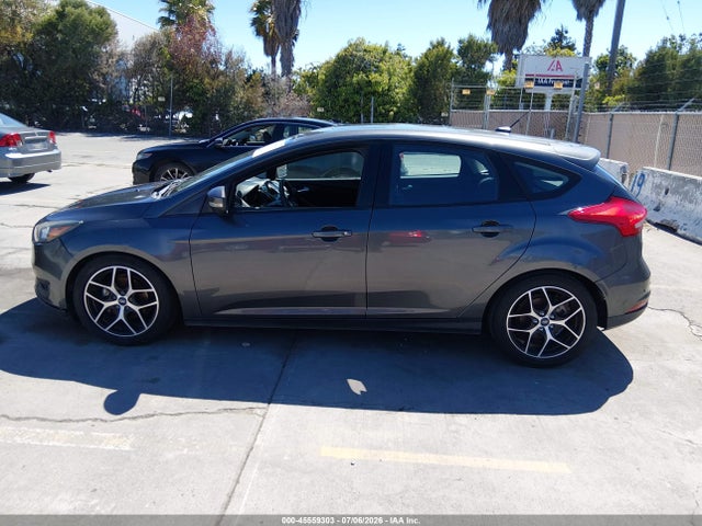 Ford FOCUS SEL 2018 1FADP3M21JL230985 Image 14