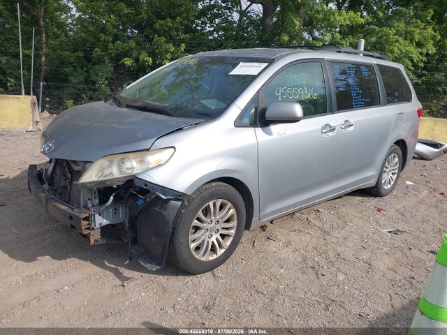 Продажа на аукционе авто 2015 Toyota Sienna Xle 8 Passenger, vin: 5TDYK3DC4FS539844, номер лота: 45559316