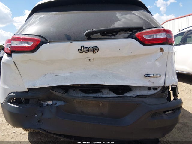 2018 Jeep Cherokee Latitude Fwd მანქანა იყიდება აუქციონზე, vin: 1C4PJLCB2JD568061, აუქციონის ნომერი: 45559317