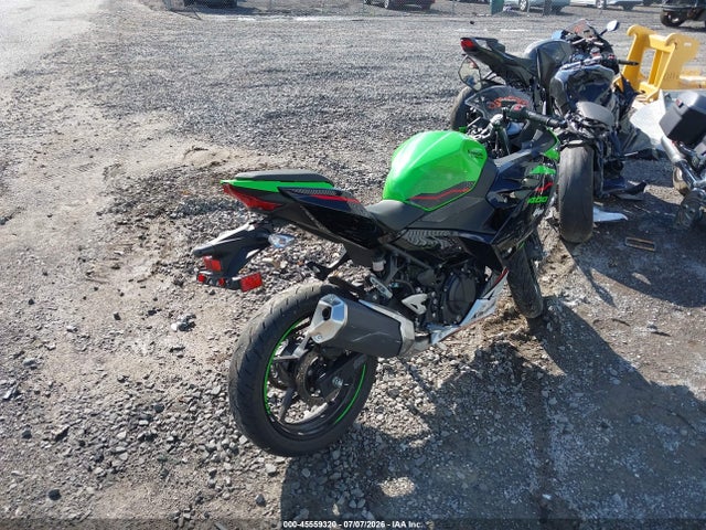 Kawasaki EX400 2022 JKAEXKG1XNDAG8410 Image 4