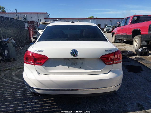 Aukcja sprzedaży 2015 Volkswagen Passat 2.0l Tdi Sel Premium, vin: 1VWCV7A34FC088765, numer aukcji: 45559381