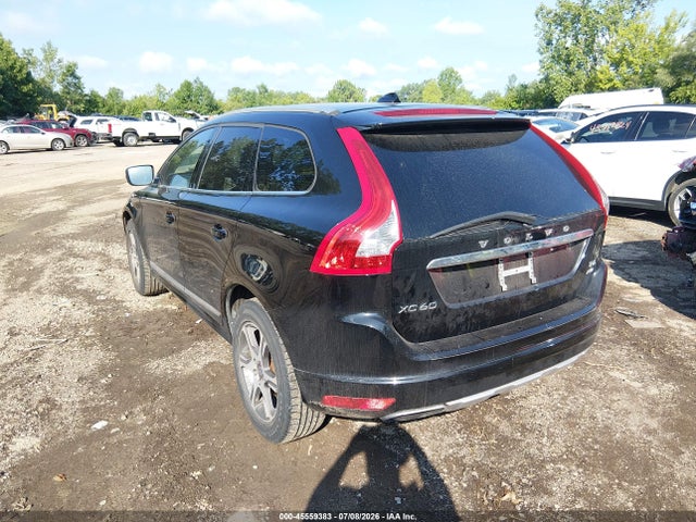 2014 Volvo Xc60 T6 R-design მანქანა იყიდება აუქციონზე, vin: YV4902DZ9E2543318, აუქციონის ნომერი: 45559383