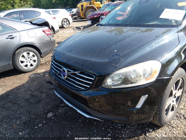2014 Volvo Xc60 T6 R-design მანქანა იყიდება აუქციონზე, vin: YV4902DZ9E2543318, აუქციონის ნომერი: 45559383