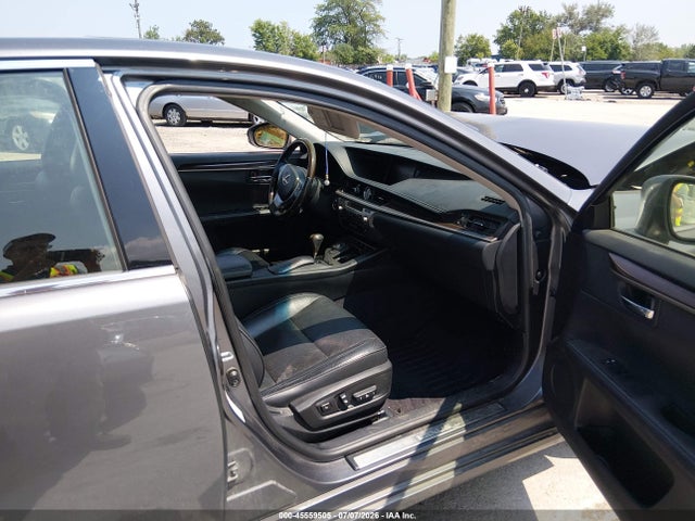 2013 Lexus Es 350 მანქანა იყიდება აუქციონზე, vin: JTHBK1GG1D2058901, აუქციონის ნომერი: 45559505