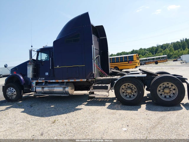 Продаж на аукціоні авто 2000 Freightliner Conventional Fld120, vin: 1FUPC7WB0YLA88576, номер лоту: 45559510