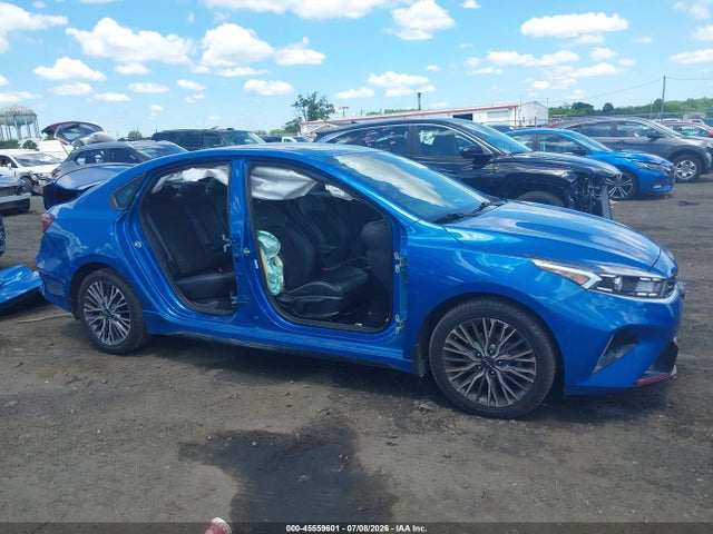 45559601 :رقم المزاد ، 3KPF54AD3PE586733 vin ، 2023 Kia Forte Gt-line مزاد بيع