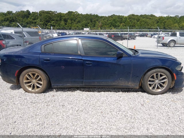 2015 Dodge Charger Sxt მანქანა იყიდება აუქციონზე, vin: 2C3CDXHG2FH827325, აუქციონის ნომერი: 45559638