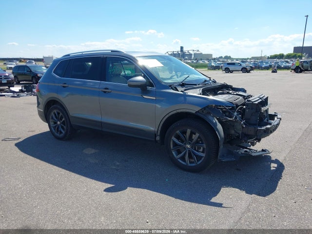3VV2B7AX0NM111922 Volkswagen Tiguan 2.0t Se
