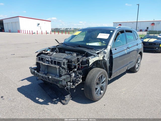 3VV2B7AX0NM111922 Volkswagen Tiguan 2.0t Se