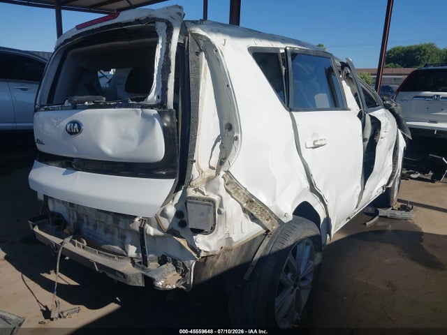 KIA SOUL + 2018 KNDJP3A5XJ7898692 Image 4