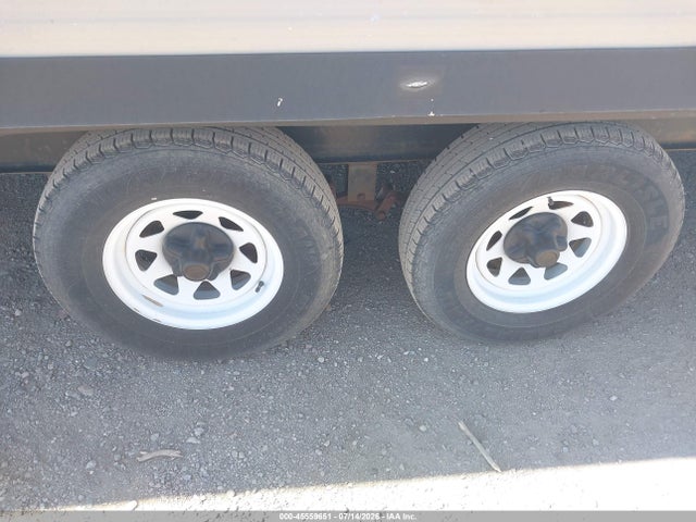 Wildwood X-lite 2015 4X4TWDB23F7349181 Image 13