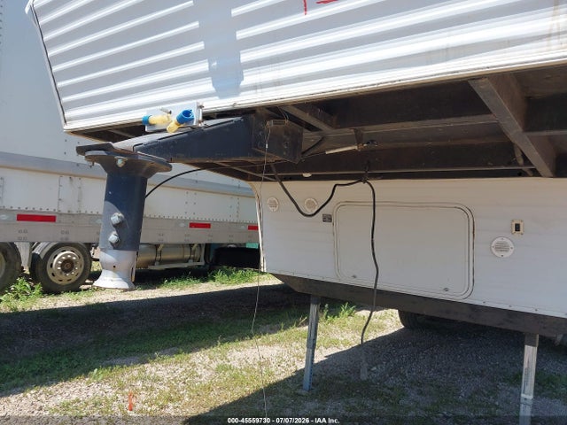 2003 K-z Inc Travel Trailer მანქანა იყიდება აუქციონზე, vin: 4EZFS24223S060879, აუქციონის ნომერი: 45559730