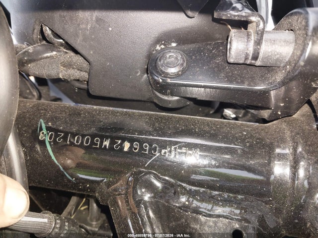 MLHPC5642M5001203 Honda CMX500 A2