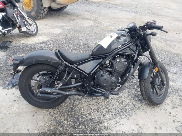 MLHPC5642M5001203 Honda CMX500 A2