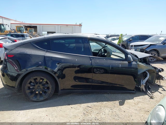 Продажа на аукционе авто 2022 Tesla Model Y Long Range Dual Motor All-wheel Drive, vin: 7SAYGDEE2NF359405, номер лота: 45559802