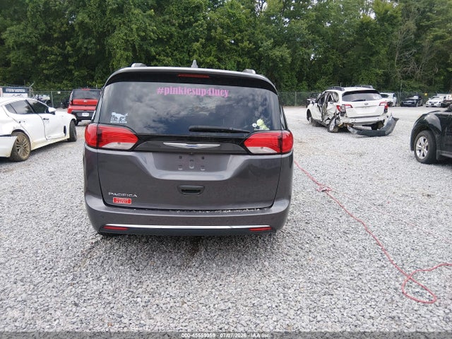 45559959 :رقم المزاد ، 2C4RC1BG6JR258822 vin ، 2018 Chrysler Pacifica Touring L مزاد بيع